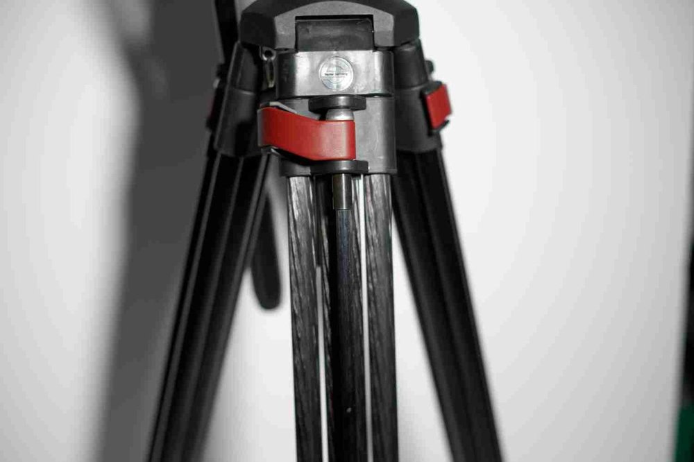 Sachtler FSB 8 tripod.jpg