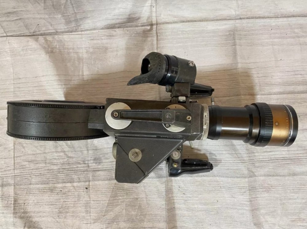 bolex_pro_08.jpg